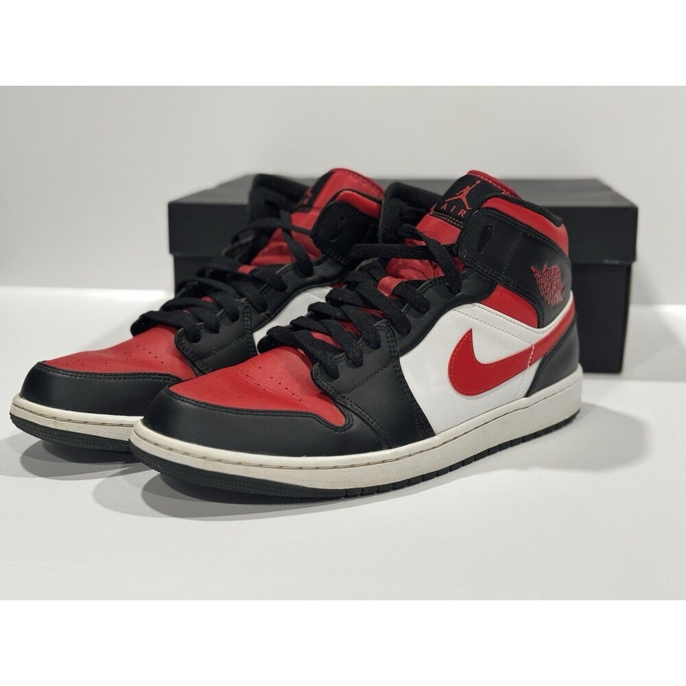 Nike Jordan 1 Mid Men’s Black Red White Size 12 554724-079 OG Box Retro Bred